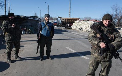 9日の停戦表明=親ロ派追随なら重火器撤収も―ウクライナ大統領 - ảnh 1