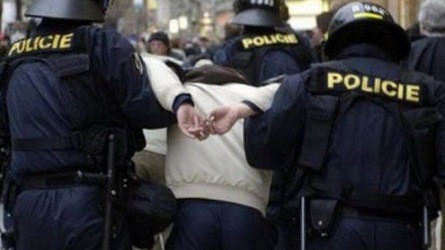 サウジアラビア、テロ容疑で135人逮捕 - ảnh 1