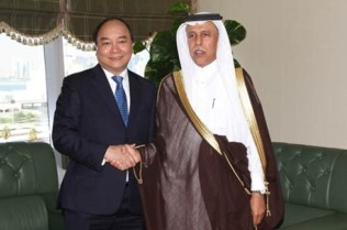 フック副首相、カタールを訪問中 - ảnh 1