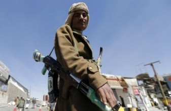 イエメン反政府勢力、大統領府を攻撃 - ảnh 1