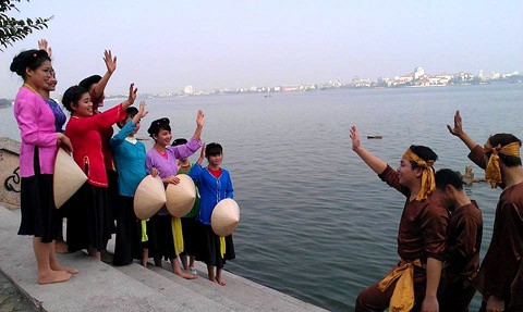 民謡「ビとザム」、人類の無形文化遺産としての認定を祝う - ảnh 1