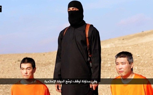 日本人殺害で安倍首相「テロと対峙」 - ảnh 1