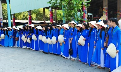 ホーチミン市で、「アオザイ」祭りが終了する - ảnh 1