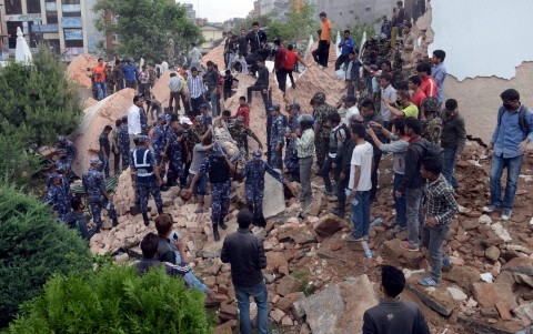 ネパール地震:死者５１００人超える　負傷者も１万人以上 - ảnh 1