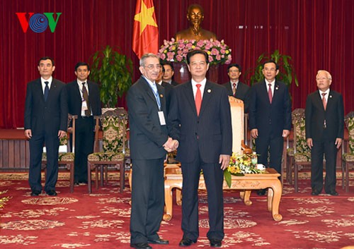 ズン首相、各国の代表団と会見 - ảnh 1