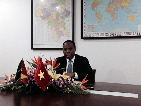  ベトナム・モザンビーク国交樹立40周年を記念する文芸公演 - ảnh 1