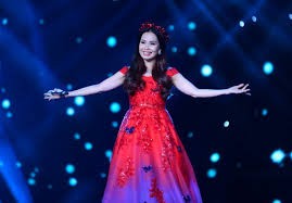 カム・リの歌声 - ảnh 1