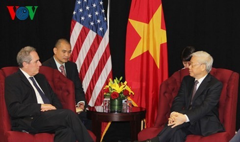 チョン書記長、マイケル・フローマン通商代表と会見 - ảnh 1