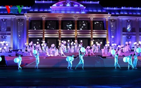 ニャチャン マリンフェスティバル2015、始まる - ảnh 1