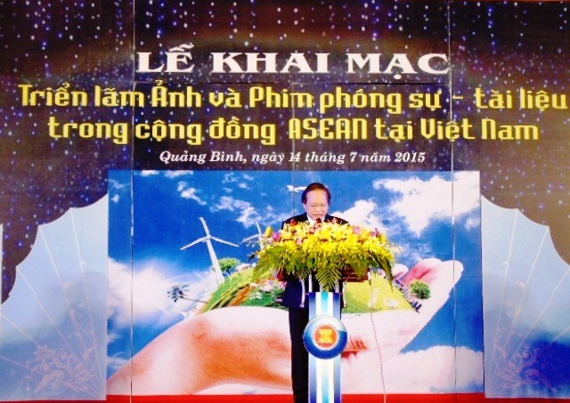 ASEANの写真とドキュメンタリー映画の展示会 - ảnh 1