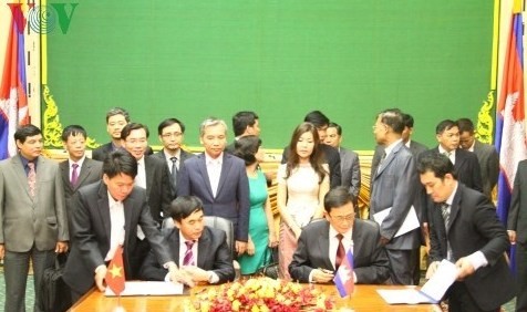 ベトナム・カンボジア合同作業グループ、国境線を視察 - ảnh 1