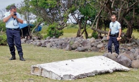 機体残がい マレーシア機と最終的に特定 - ảnh 1
