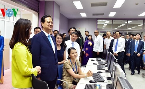 ベトナム国営テレビ、テレビ放送開始45周年を記念 - ảnh 1