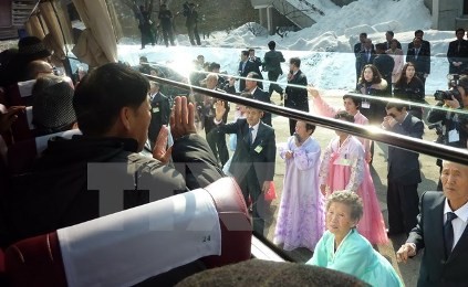 韓国と朝鮮、離散家族再会で合意　１０月に実施へ - ảnh 1