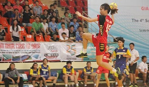 第４回東南アジアボール投げ選手権大会始まる - ảnh 1