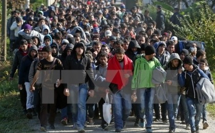 欧州への難民や移民 １か月で去年１年分に - ảnh 1