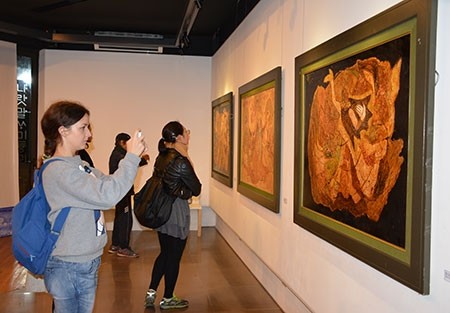  ベトナム・韓国の「文化結合」展 始まる - ảnh 1