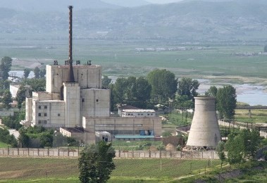 朝鮮がウラン濃縮活動を継続か、寧辺の核施設 - ảnh 1