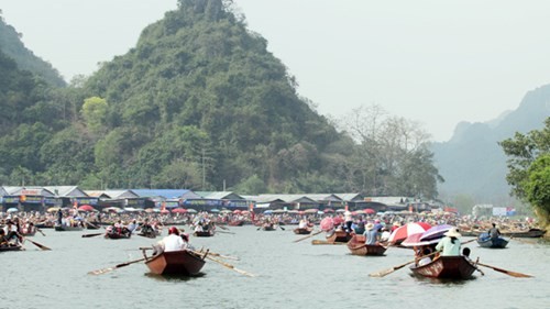 フォン寺祭りの開催で記者会見 - ảnh 1