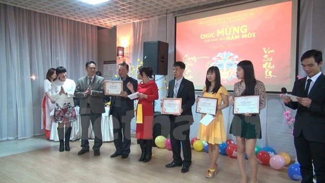 サンクトペテルブルク市在住ベトナム人、旧正月を楽しむ - ảnh 1