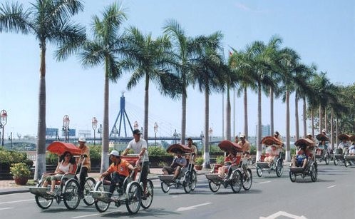 旧正月テトに、各地方を訪れる観光客が急増 - ảnh 1