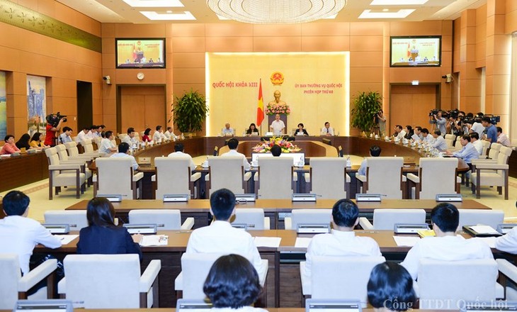 国会常務委、国家主席の報告を討議 - ảnh 1