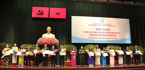 国際基準を満たすような裁判官の育成 - ảnh 1