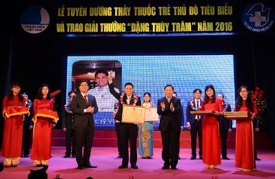 「ベトナムの医師の日」を記念する活動 - ảnh 1