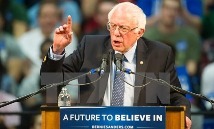 サンダース氏８州目の勝利　11州のクリントン氏追撃 - ảnh 1