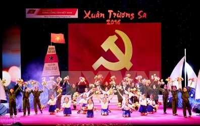 「チュオンサ島の春」芸術番組 - ảnh 1