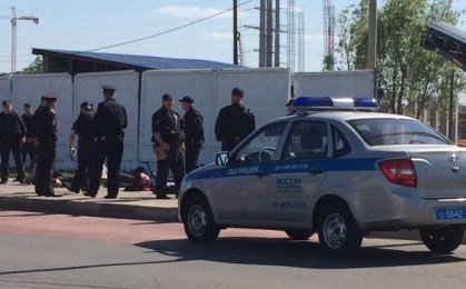 墓地で騒乱、３人死亡＝不法移民、作業めぐりトラブルか－モスクワ - ảnh 1