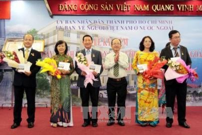 ホーチミン市、国外在留ベトナム人の力を活かす - ảnh 1