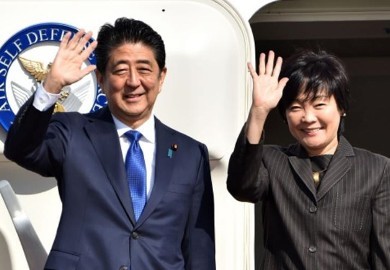 安倍首相、まもなくベトナム訪問 - ảnh 1