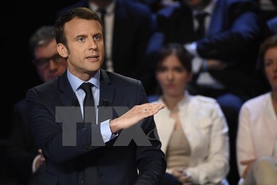 仏大統領選　「２強」失速　３分の１が投票先未定 - ảnh 1