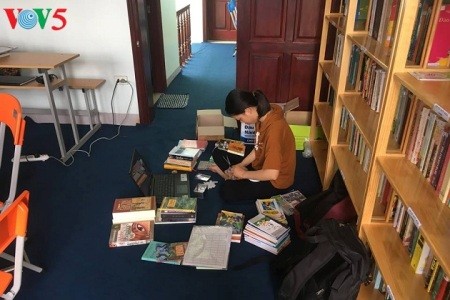 非営利で運営する民間の図書館 - ảnh 1