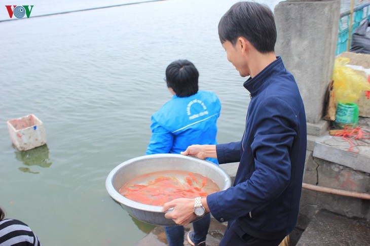 ベトナムの「かまどの神様の日」 - ảnh 1