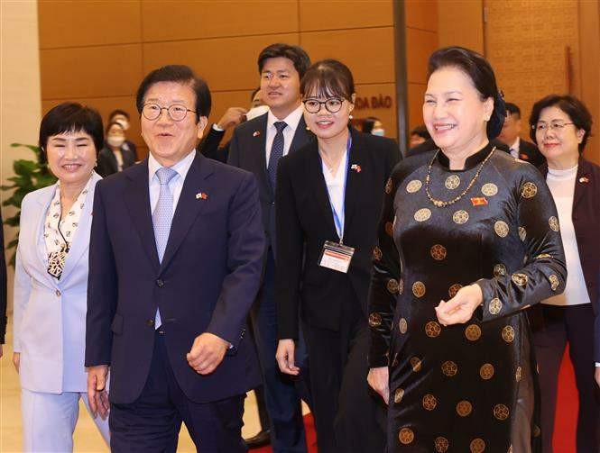 韓国国会議長、ベトナム公式訪問を終える - ảnh 1