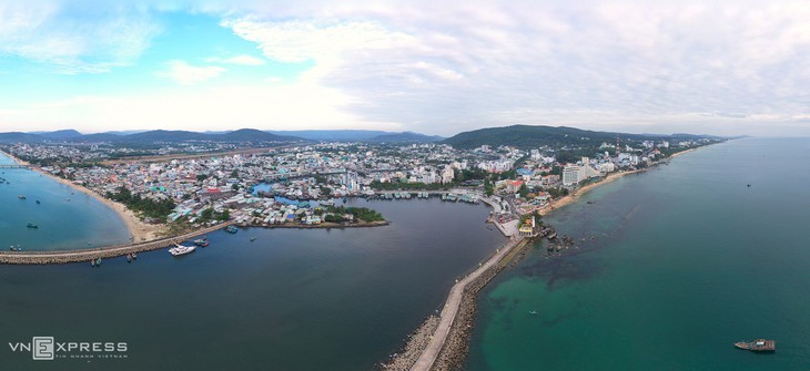 フーコック島・島が市に格上げされた初の島 - ảnh 1