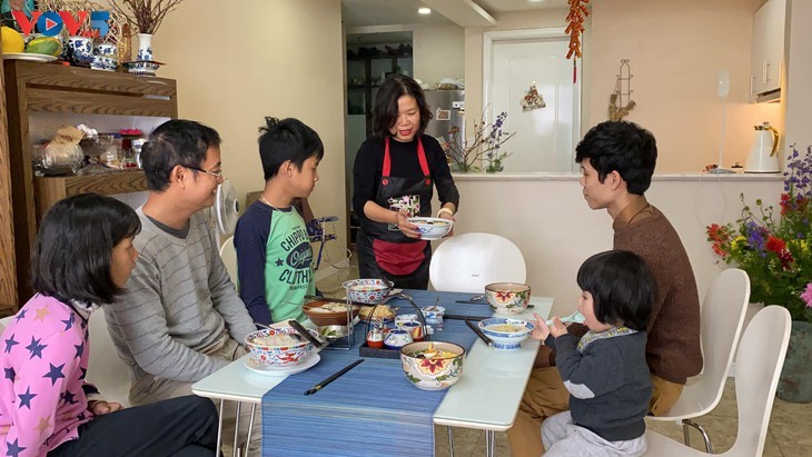  ハノイの麺料理「ブンタン」・ベトナム人の好物料理  - ảnh 3