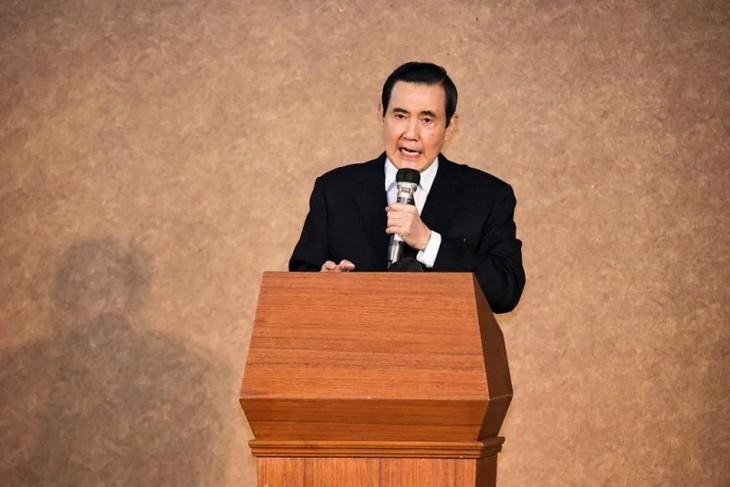 馬英九前総統が中国・上海の空港に到着　台湾の総統経験者として初 - ảnh 1