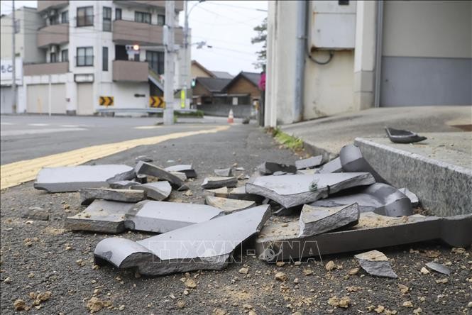 愛媛 高知で震度6弱 島根でも震度3 - ảnh 1