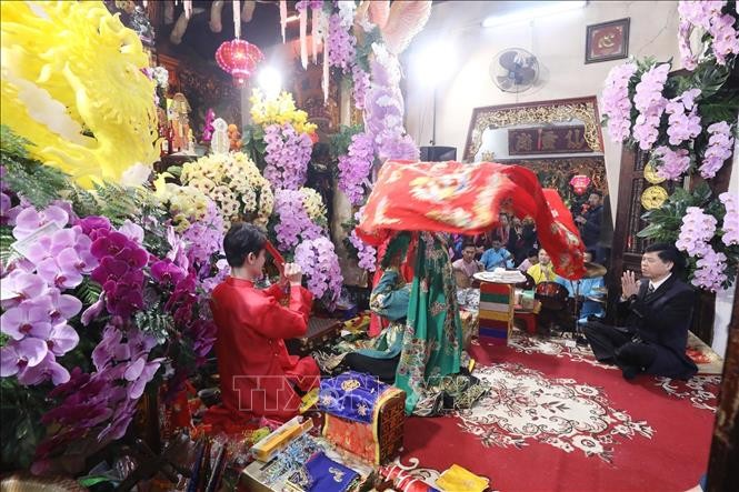 ベトナムの伝統芸能「ハット・ヴァン」と「チャウ・ヴァン」の芸術的価値を讃える - ảnh 1