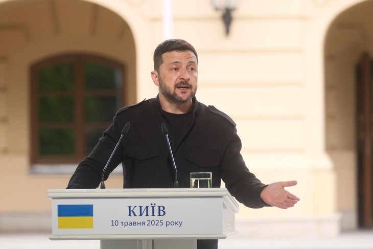 ゼレンスキー大統領、トルコでの会談呼びかけ ロシアの協議提案に「逆提案」 - ảnh 1