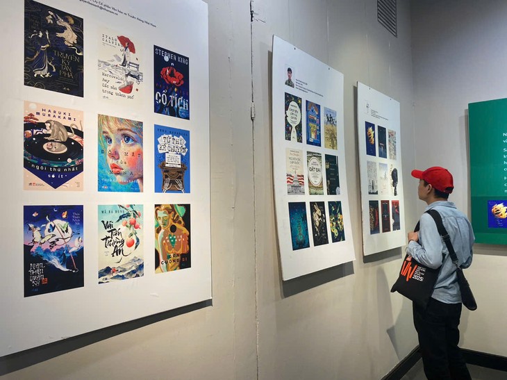 ベトナムの書籍・新聞・雑誌の表紙デザイン芸術展 開幕 - ảnh 1