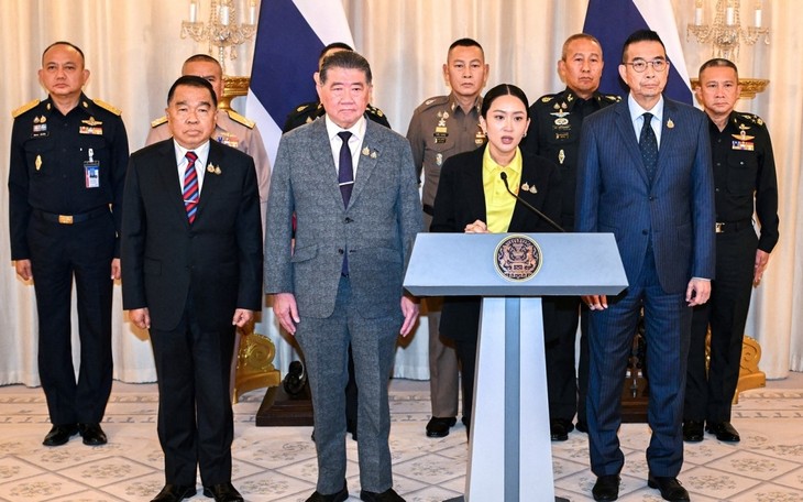 タイ首相、流出音声を正式に謝罪 政府と軍は協力 - ảnh 1