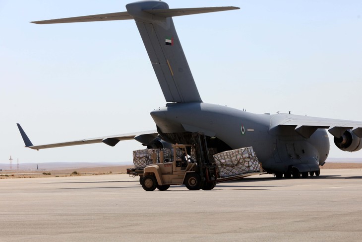 ガザ物資搬入拡大も 栄養失調などで住民の死者相次ぐ 国際社会が懸念 - ảnh 1