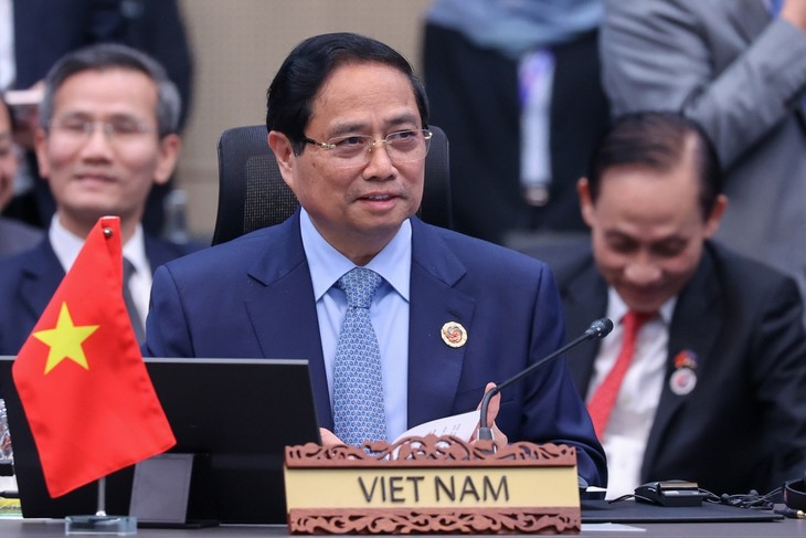 チン首相 ASEAN・日本首脳会議に出席 - ảnh 2