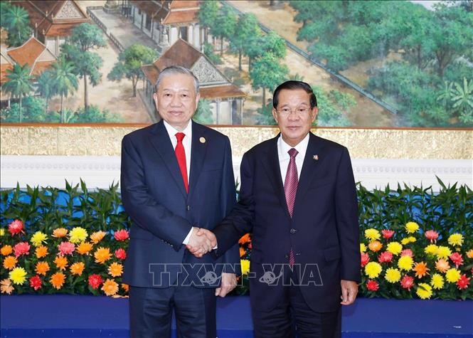 トー・ラム書記長によるカンボジアへの国賓訪問、二国間関係に新たな原動力を作り出す＝AKP - ảnh 1