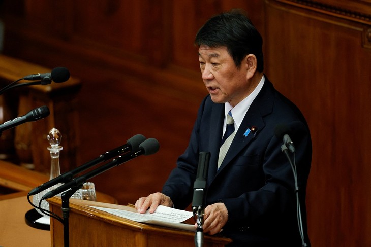 日本政府、中東周辺で足止めの邦人に退避支援を検討 陸路で移動後、チャーター機も - ảnh 1