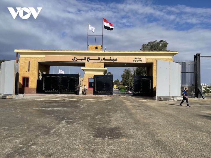 ガザ、ラファ検問所を再開　イラン交戦開始後に封鎖 - ảnh 1